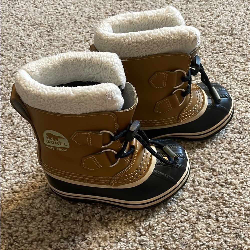 Sorel Tan and Black Rain & Snow Boots with Waterproof Design